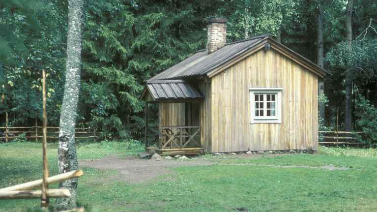 Aleksis Kivis dödsstuga i Tuusby