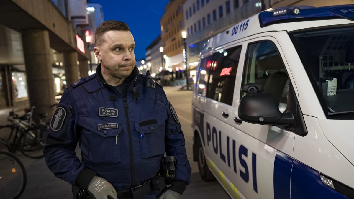 Ylikonstaapeli Antti Tikkanen Oulun Poliisista