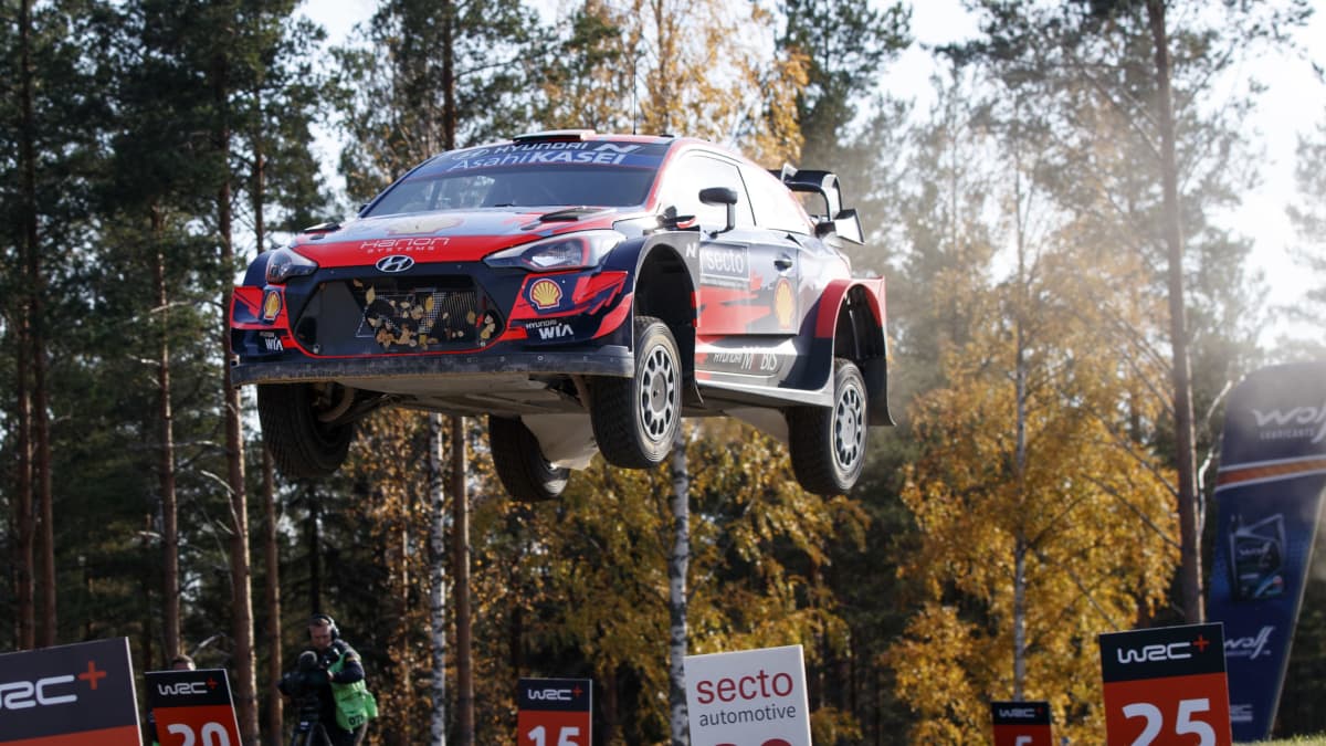 Craig Breen kuvassa