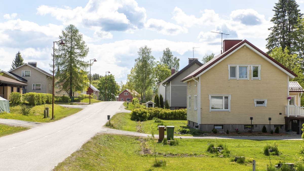 Omakotitaloja.