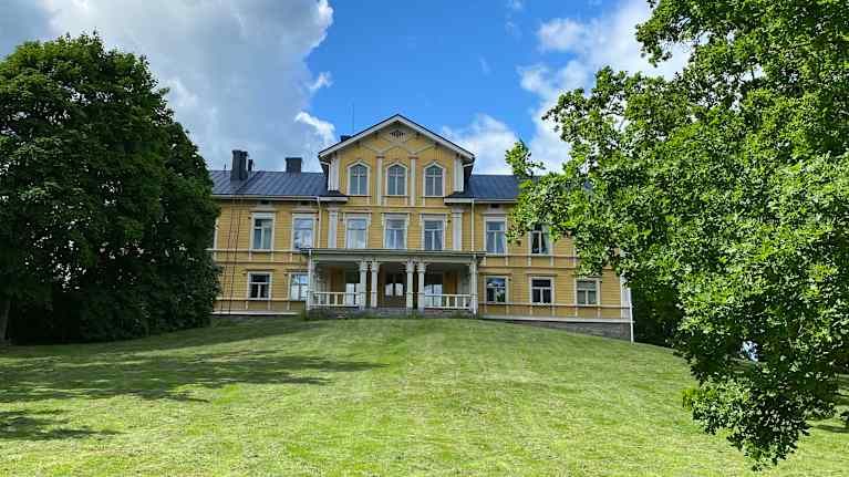 Kiala gård