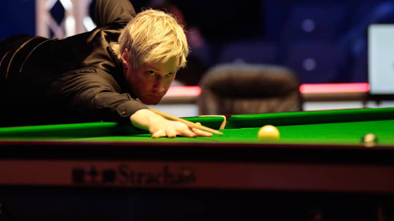 Neil Robertson on historian menestynein Britannian ulkopuolelta tuleva snookerpelaaja.