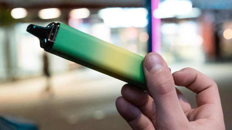 Tutkimus Useampi Kuin Joka Seitsem s Yhdeks sluokkalainen S hk tupakoi 