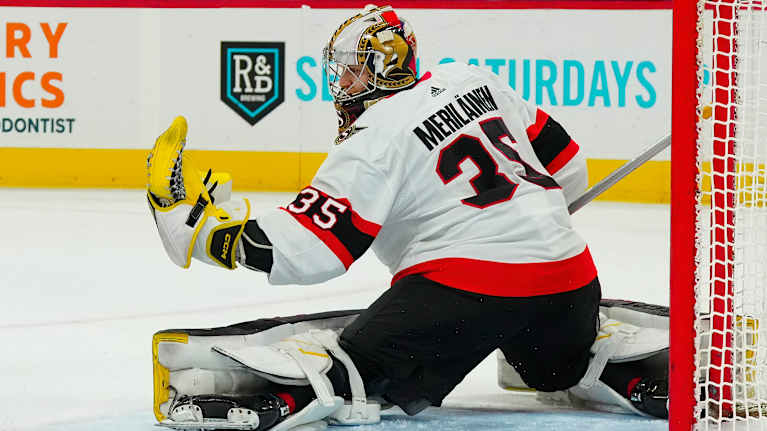 Leevi Meriläinen loisti NHL debyytissään vaikka selän takana helähti