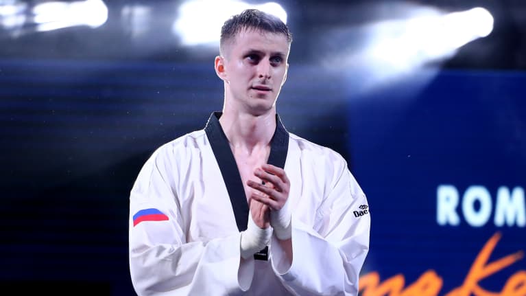 Taekwondon olympiavoittajan Vladislav Larinin mahdollinen osallistuminen Pariisin olympialaisiin on kuumentanut tunteita. Larin on osallistunut varojen keräämiseen sotaa käyvälle Venäjän armeijalle. 