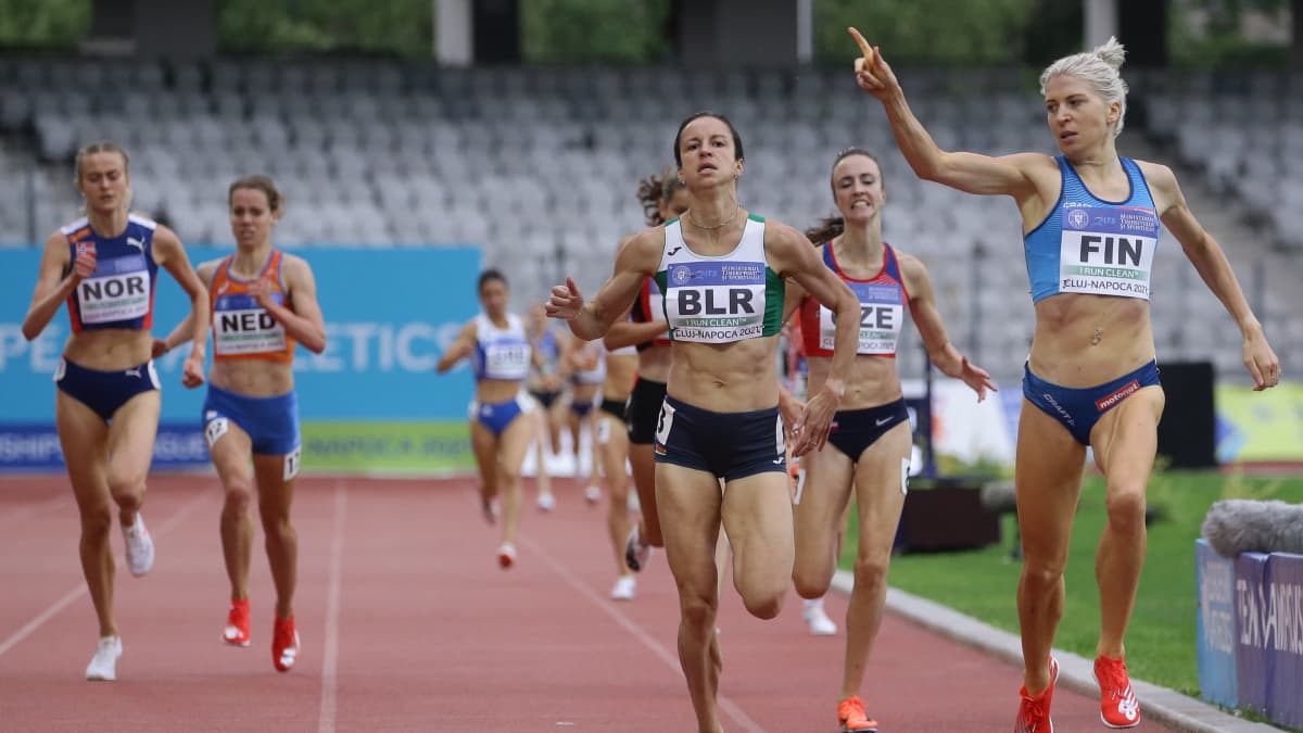 Sara Kuivisto voitti joukkue-EM-kisoissa Romaniassa 1 500 metriä.