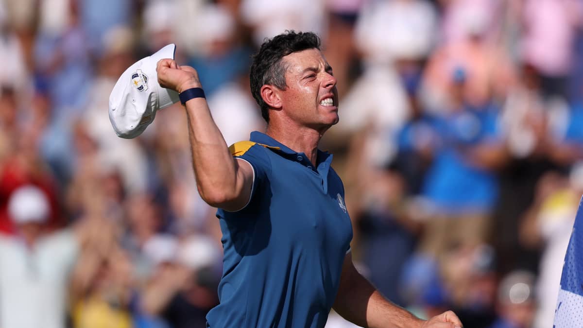 Rory McIlroy tuulettaa.