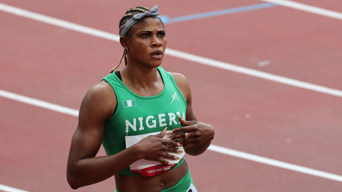 Nigerian Blessing Okagbare voitti 100 metrin alkueränsä Tokiossa ennen dopingkäryään.
