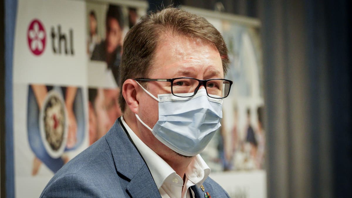 Mika Salminen Terveyden ja hyvinvoinnin laitoksen infossa