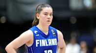 Elina Aarnisalo Suomen paidassa helmikuussa 2023.