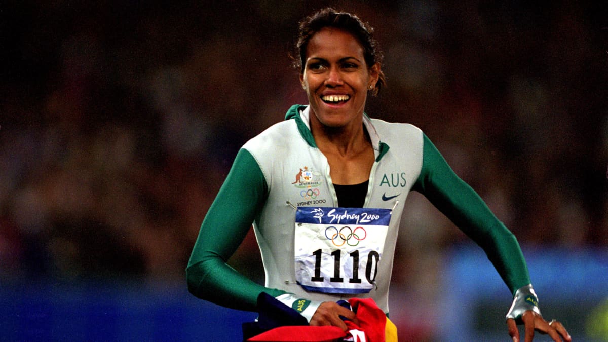 Cathy Freeman voitti 400 metrin olympiakultaa Sydneyssä 2000.
