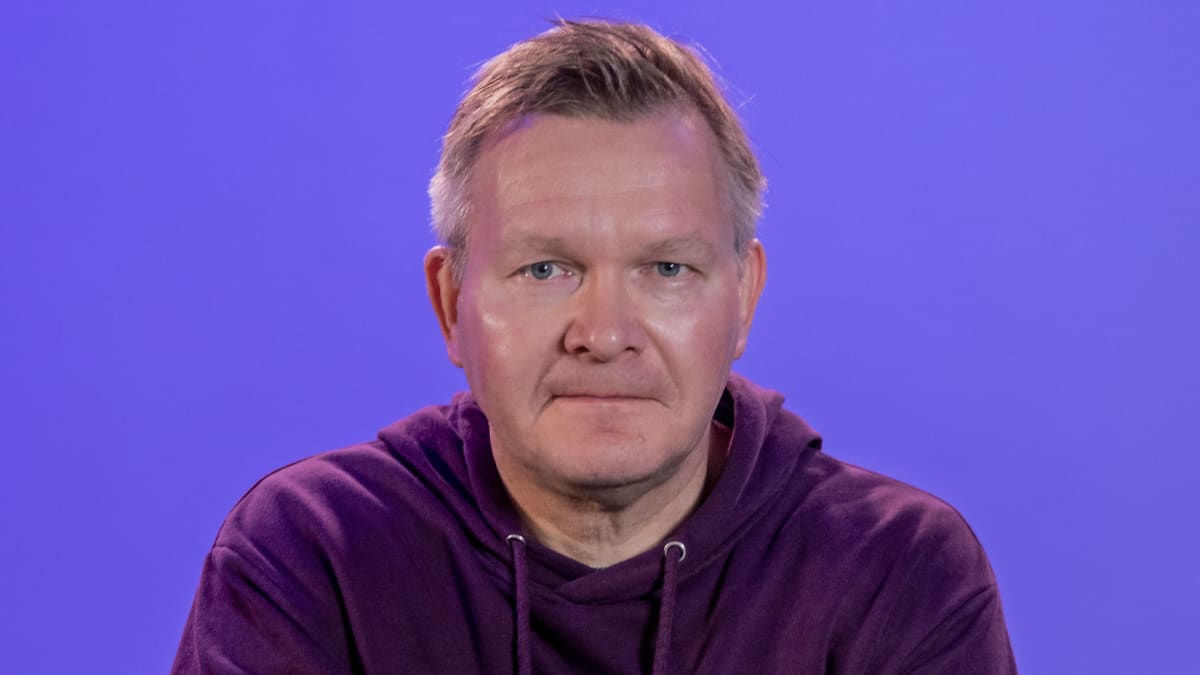 Kommenttikuva urheilutoimittaja Pekka Holopaisesta.