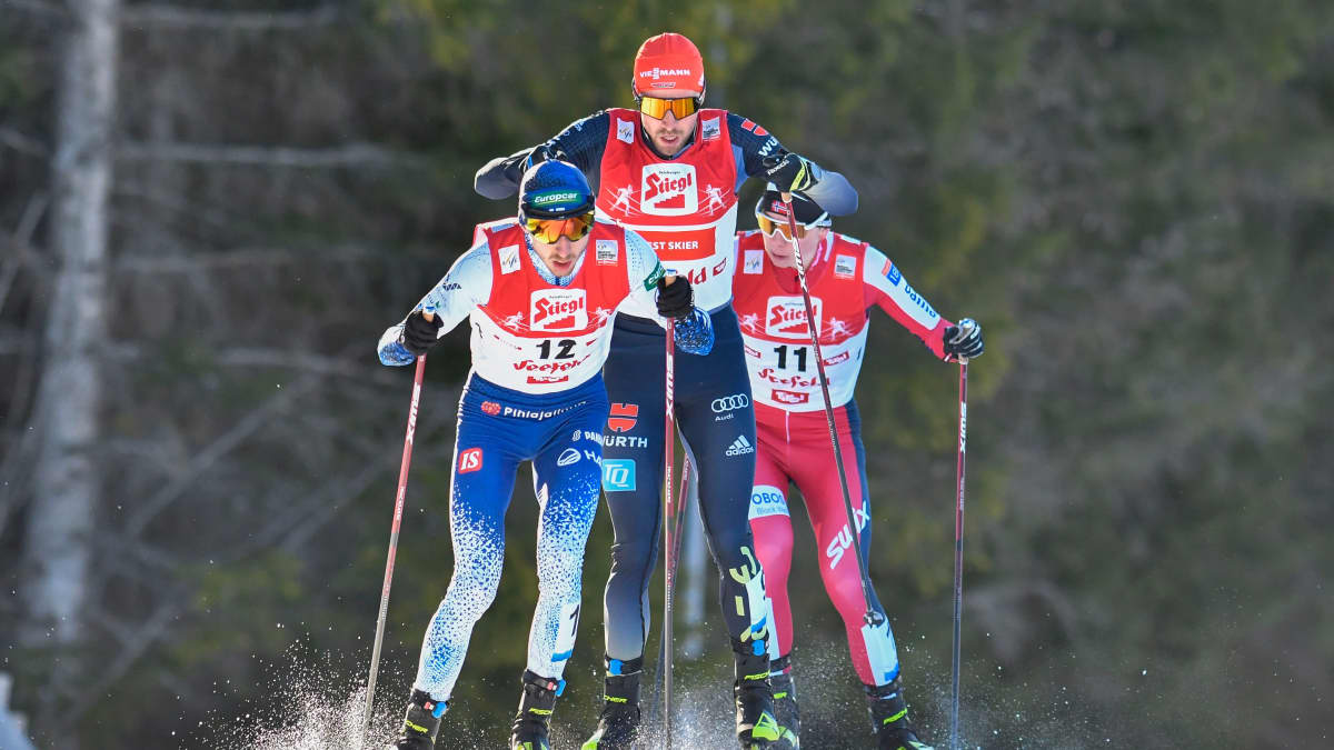 Ilkka Herola Saksan Johannes Rydzekin ja Norjan Jens Luråås Oftebron takana.