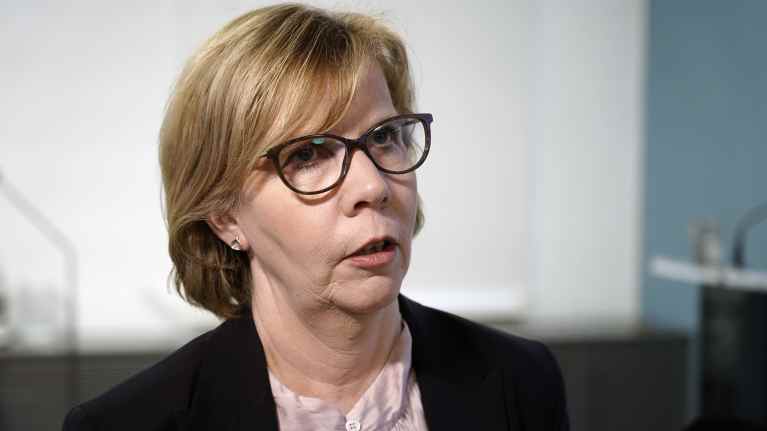 Opetusministeri Anna-Maja Henriksson.