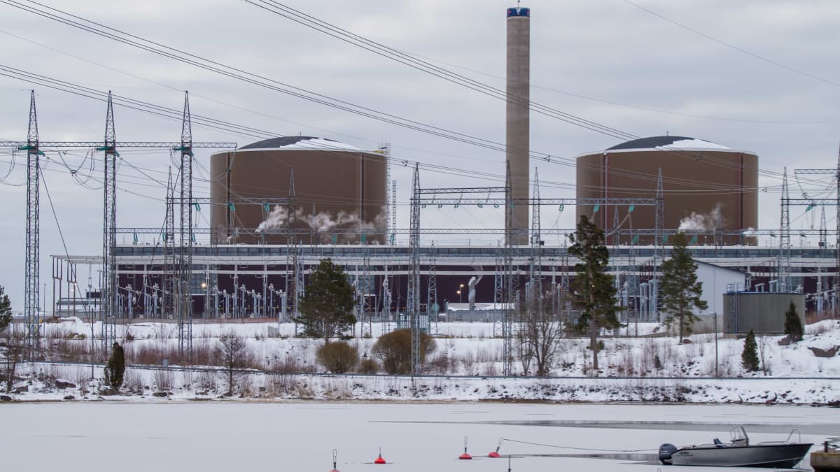 Nuclear power production increased between January and September. Pictured is the Loviisa nuclear power plant. Photo: Milena Hackman / Yle