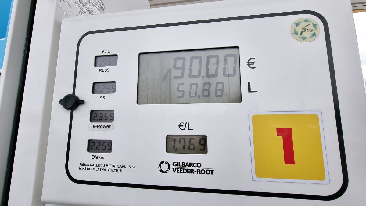 RE85 etanolia tankattu 90 €