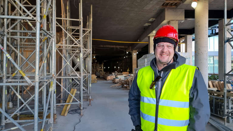 k-pmannen-mikko-l-nsiluoto-visar-hur-nya-citymarket-i-borg-v-xer-fram