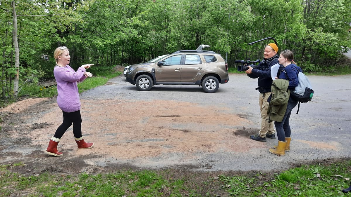 Kuurojen liiton kuvausryhmä Kustavissa.