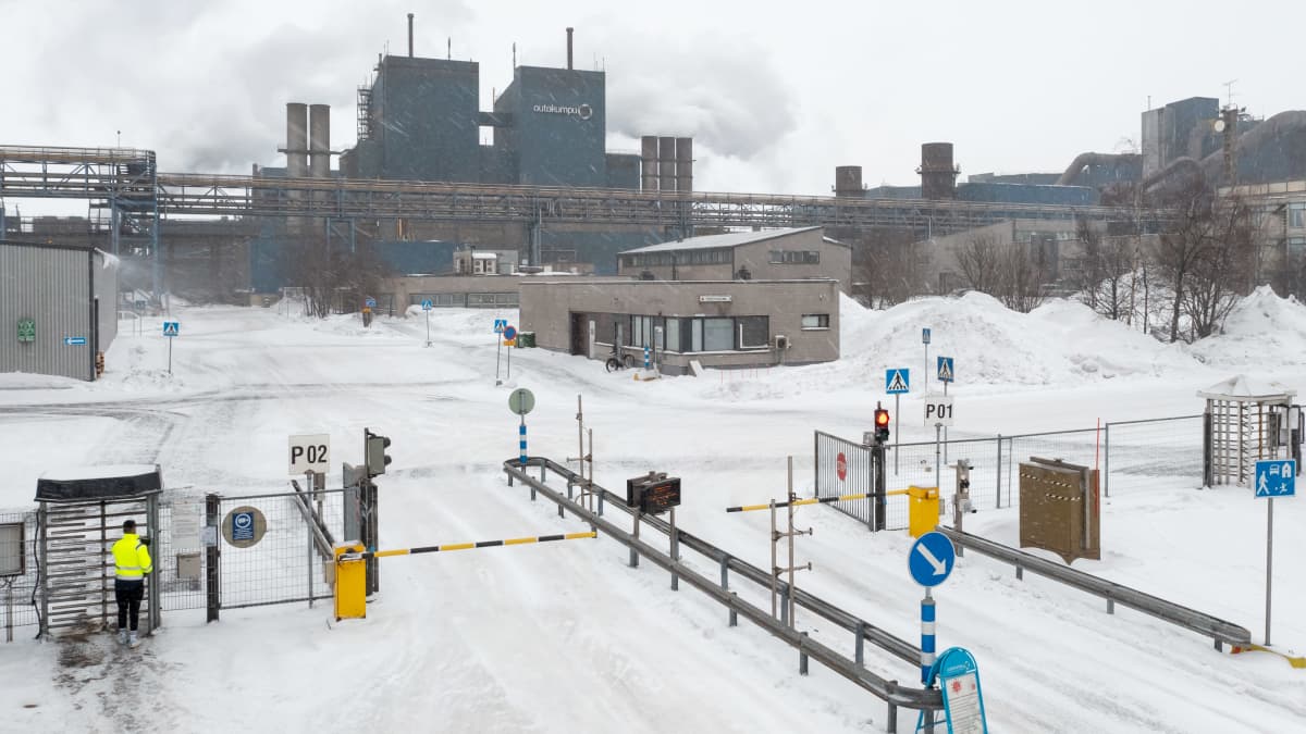 Ilmakuva Outokummun Tornion terästehtaasta