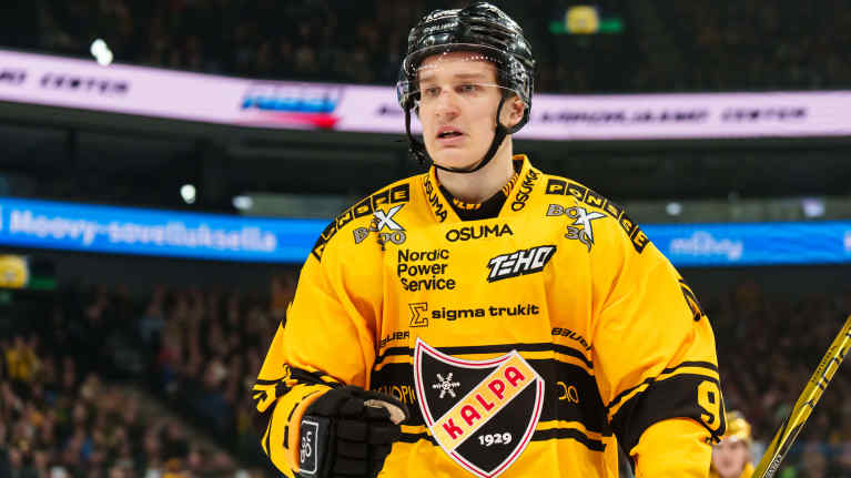 Oliver Kapanen teki KalPan 2–1-maalin Tampereella 29.3.2024.