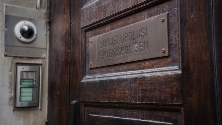 Kuvassa on suojelupoliisin päämaja Helsingin Punavuoressa osoitteessa Ratakatu 12 syyskuussa 2020.