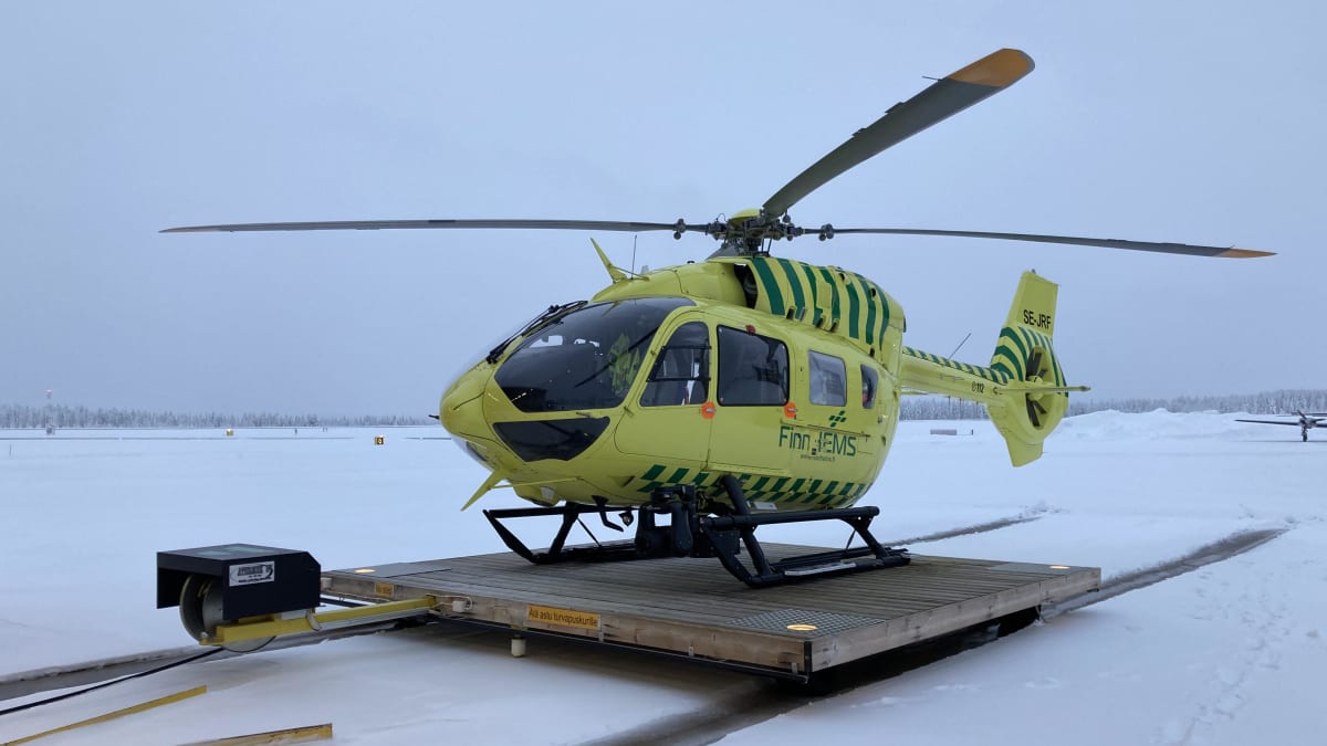 FinnHEMSin lääkintähelikopteri Rovaniemellä