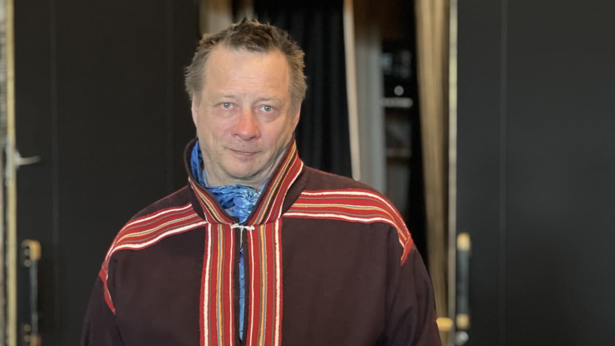 Juha Tornensis lähikuvassa.