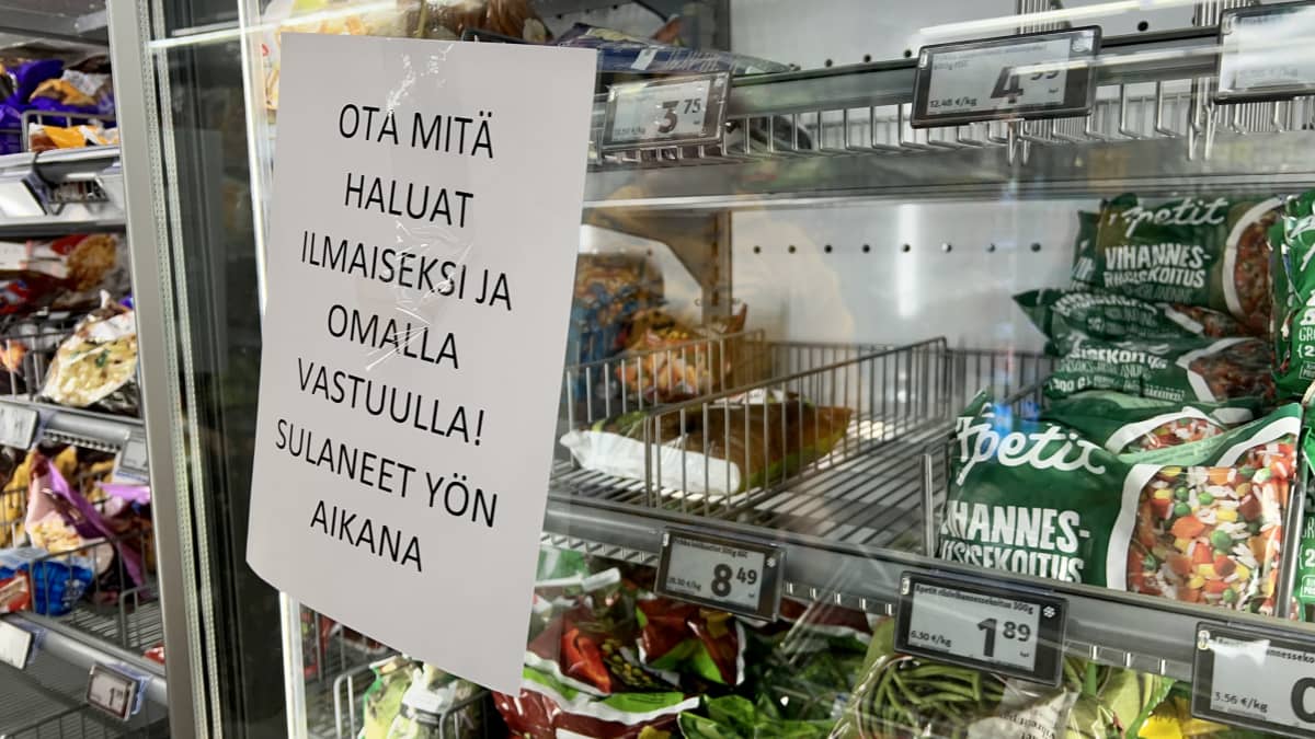 Финский магазин сегодня раздавал продукты бесплатно | Yle Novosti | Yle