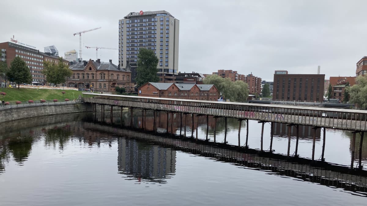 Tammerkosken ylittävä väliaikainen puusilta