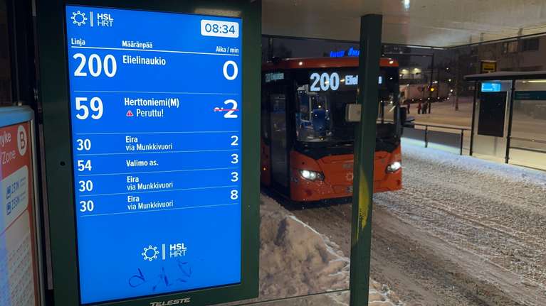 Useita kymmeniä bussivuoroja peruttu pääkaupunki­seudulla – HSL ...