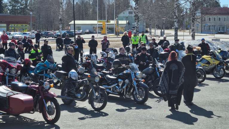 Motoristit kokoontuivat ekumeeniseen kirkkoon Polvijärvelle | Pohjois ...
