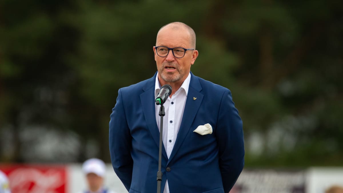 Ossi Savolainen.