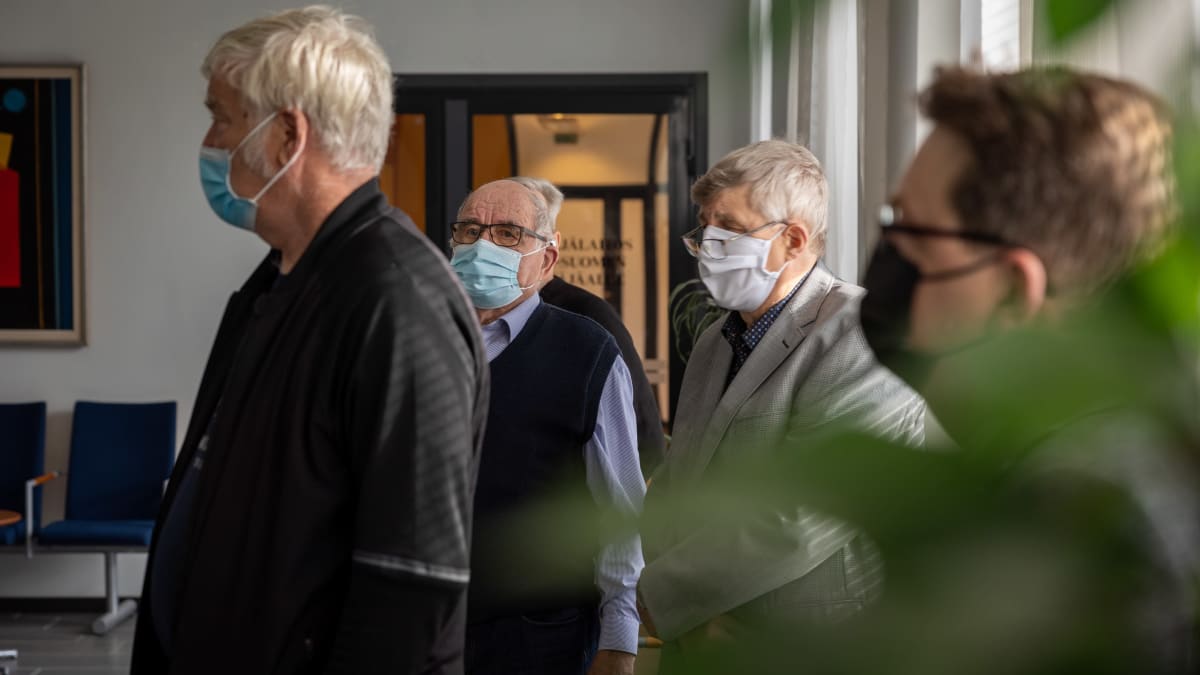 Pälkäneen vajoavan rivitalon oikeuskäsittely.