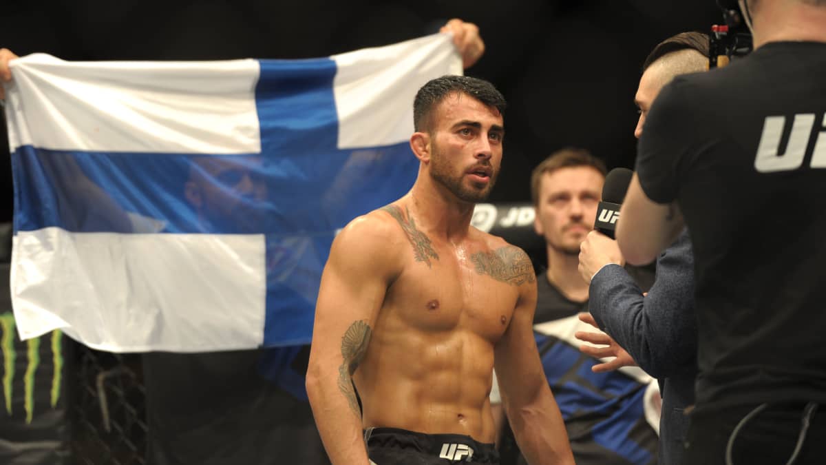 Makwan Amirkhani i ringen 2016.