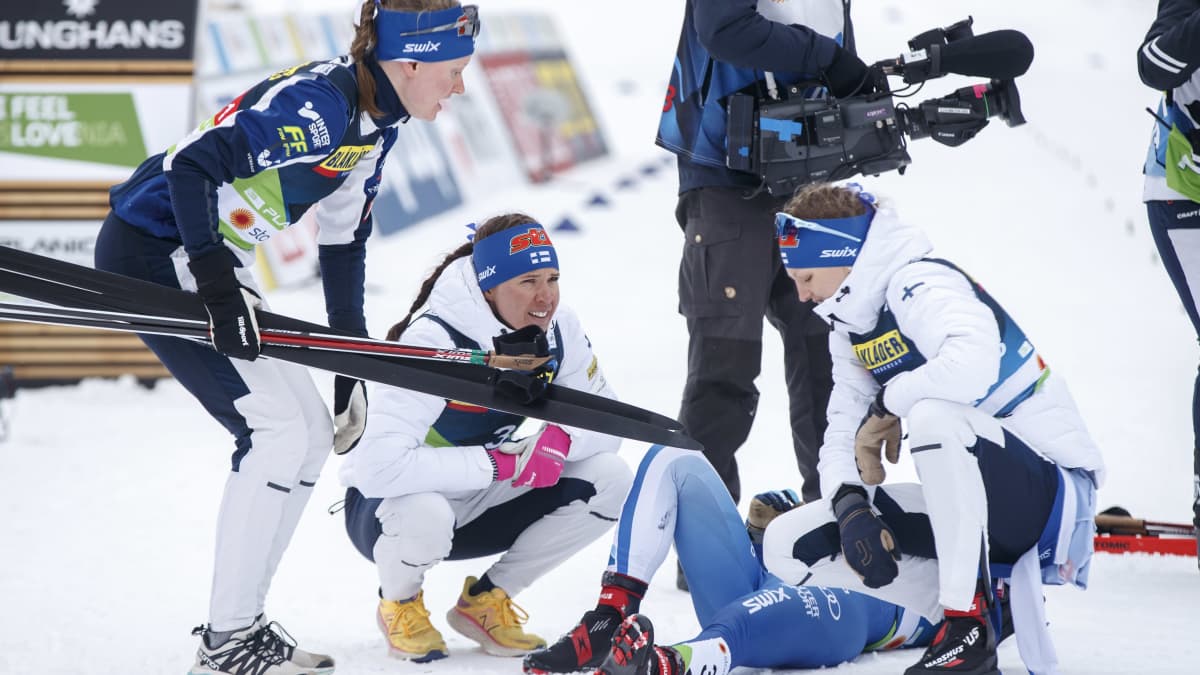 Johanna Matintalo, Kerttu Niskanen, Krista Pärmäkoski ja Eveliina Piippo ylsivät neljänneksi naisten 4x5 kilometrin viestissä.