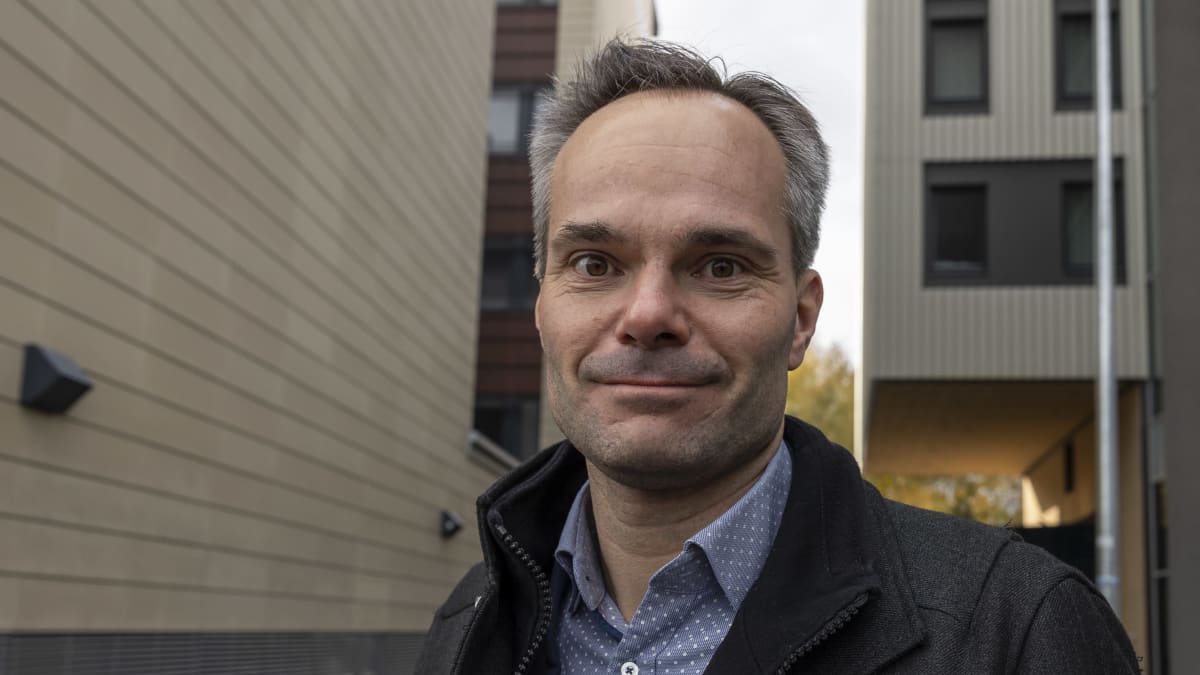 Kai Mykkänen , Suomen ympäristö ja Ilmasto ministeri.