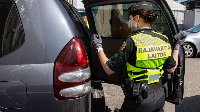 rajavartiolaitos-tutki-suomen-l-pi-kulkenutta-laajaa