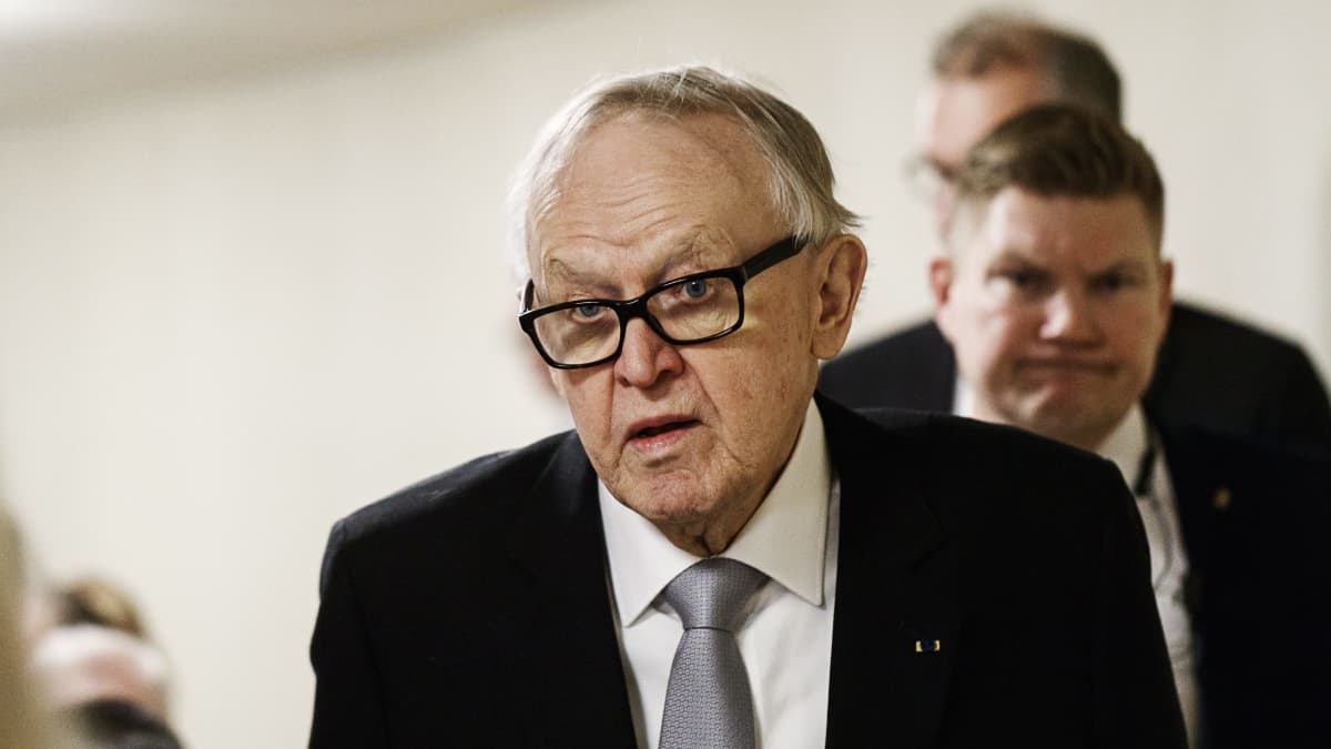  Presidentti Martti Ahtisaari yleisölehterillä vuoden 2018 valtiopäivien avajaisissa eduskunnassa Helsingissä.