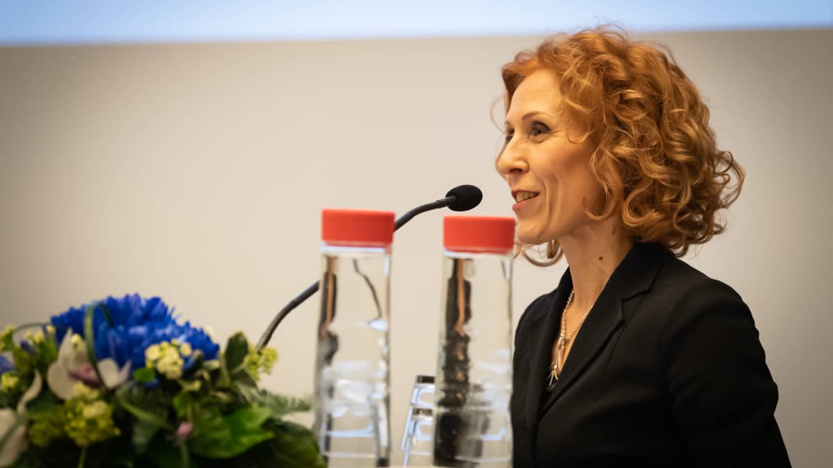 Susanna Rahkamo Suomen Olympiakomitean syyskokouksessa Vantaalla 21.11.2020