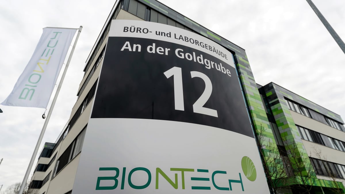 BioNTechin rakennus Saksassa Mainzissa.