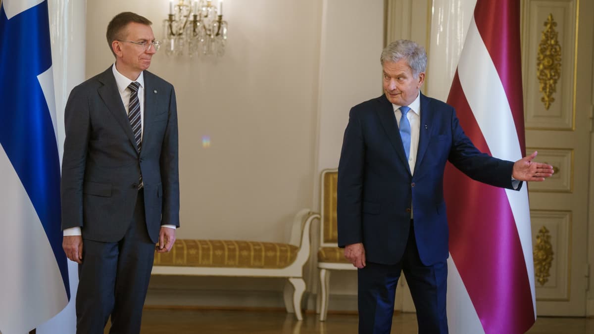 Latvian President Egars Rinkevics and Finnish President Sauli Niinistö. 