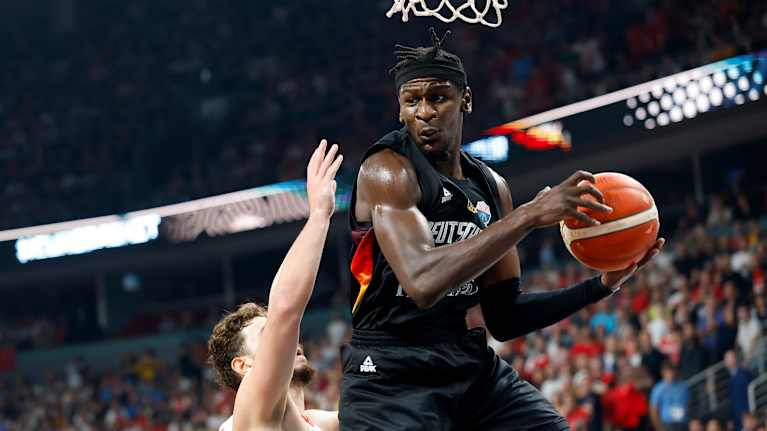 Isaac Bonga EM-finaalissa.