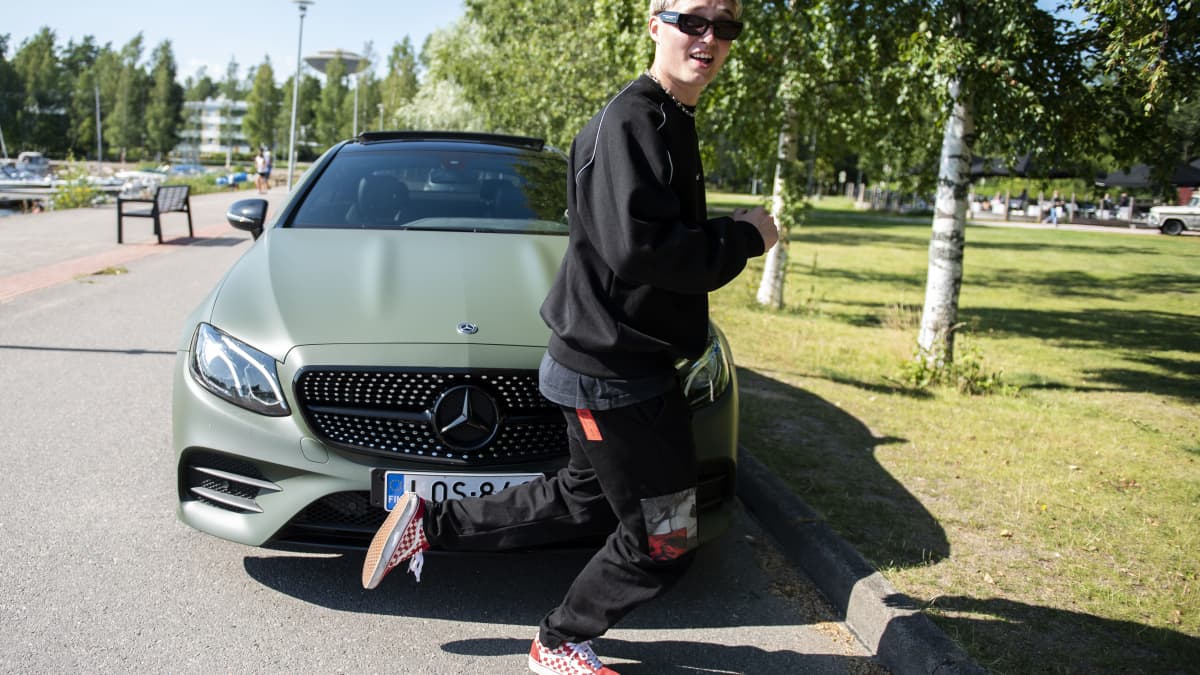 Isac Elliot