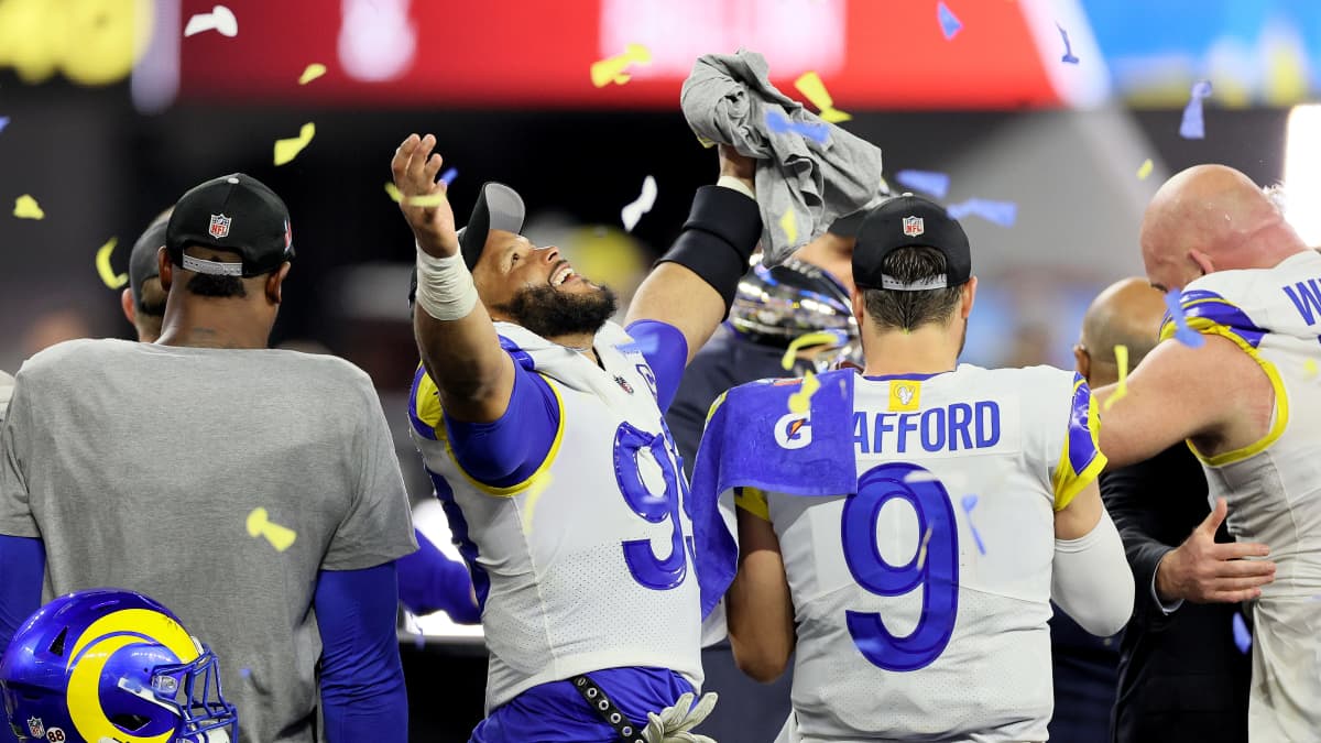 Los Angeles Rams juhlii Super Bowlin voittoa.