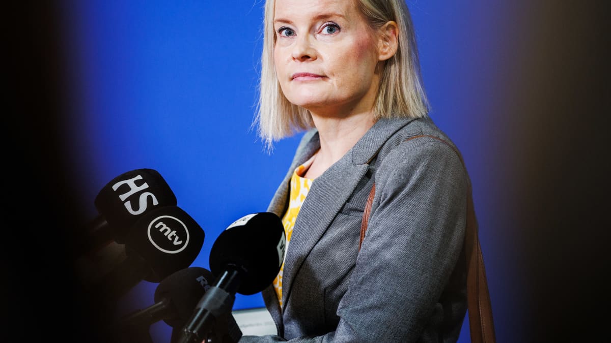 Valtiovarainministeri Riikka Purra (ps.) vastasi median kysymyksiin.