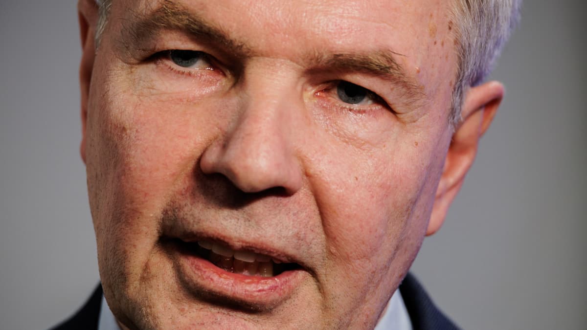 Ulkoministeri Pekka Haavisto puhuu.