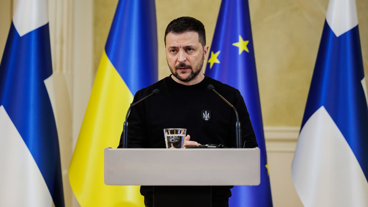 Volodymyr Zelenskyi tapasi tasavallan presidentti Sauli Niinistön Presidentinlinnassa.