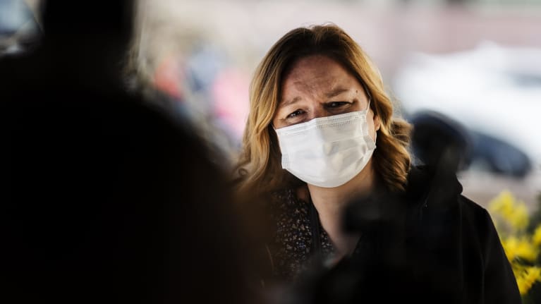 Krista Kiuru saapui Säätytalolle 14. huhtikuuta.