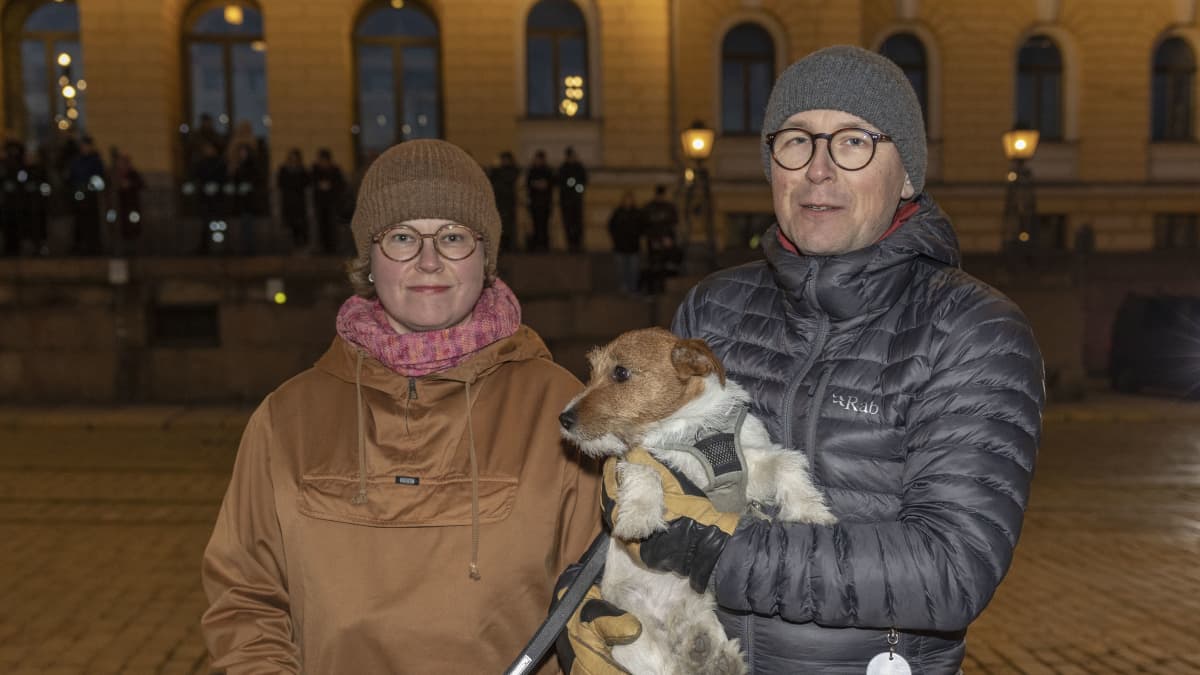 Henna ja Jukka Lehtinen, olivat tulleet katsomaaan Via Crucia Jyväskylästä asti