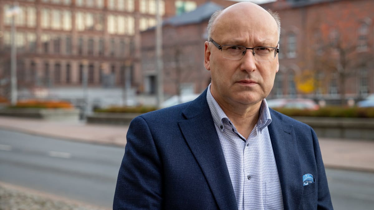 Tampereen kaupungin konsernijohtaja Juha Yli-Rajala
